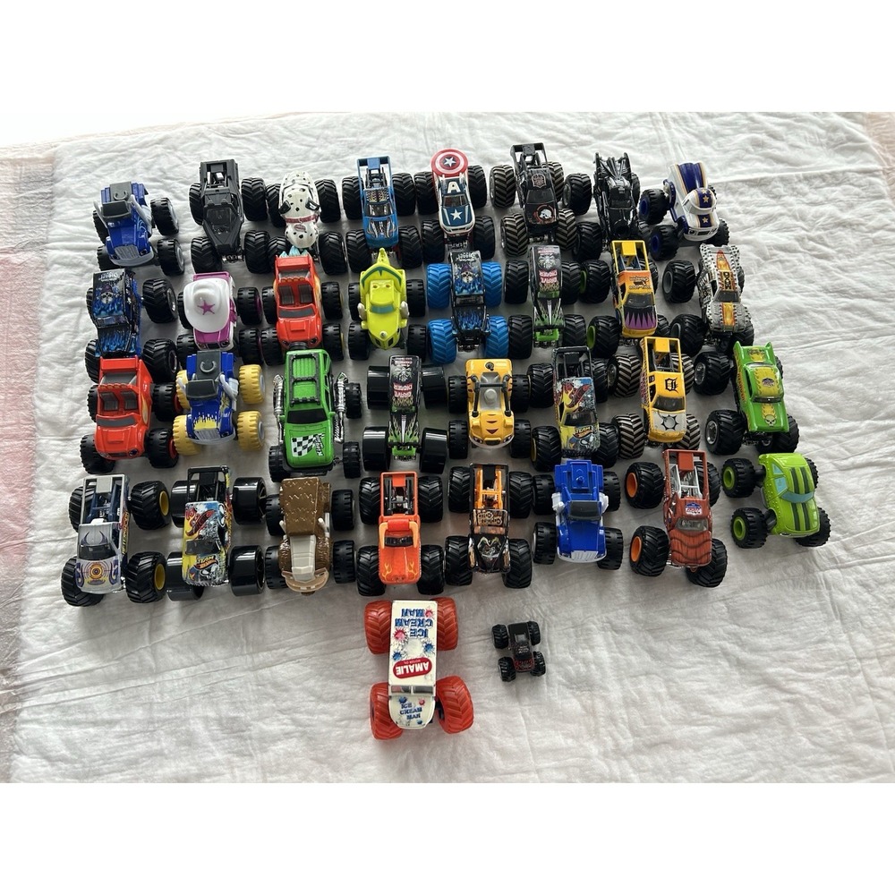 Lot of 34 Monster Jam Hot Wheels Monster Trucks